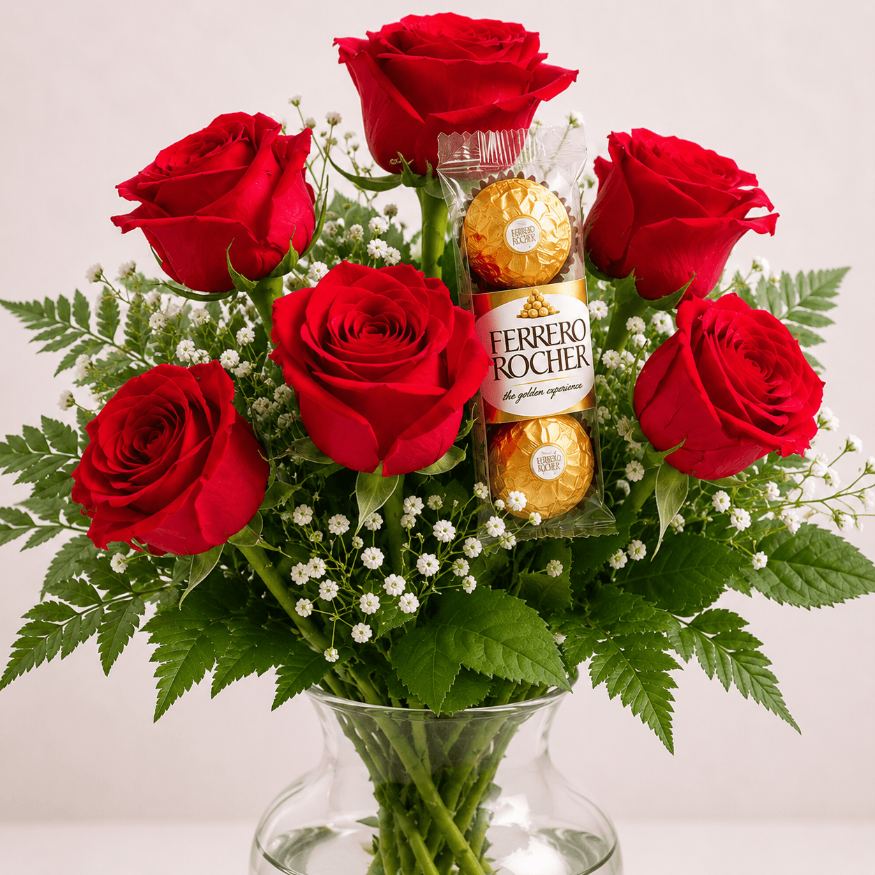 Ramo de 6 rosas y bombones